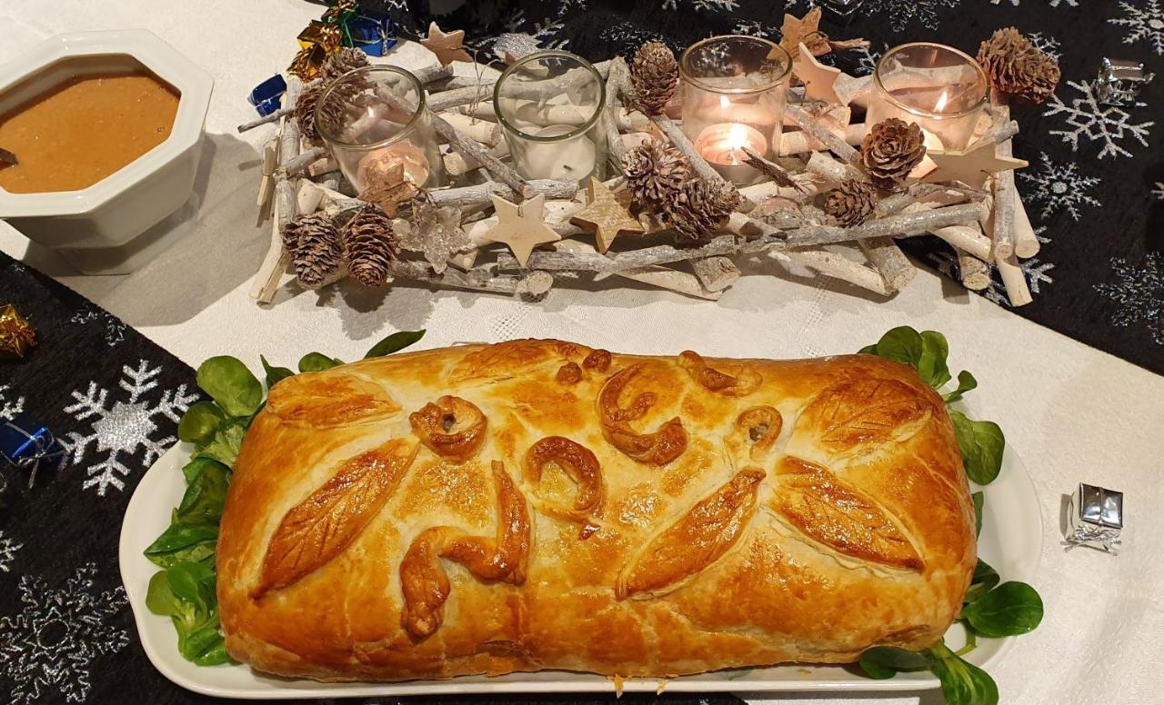 Les Centauris Bed & Breakfast Pleguien Bagian luar foto