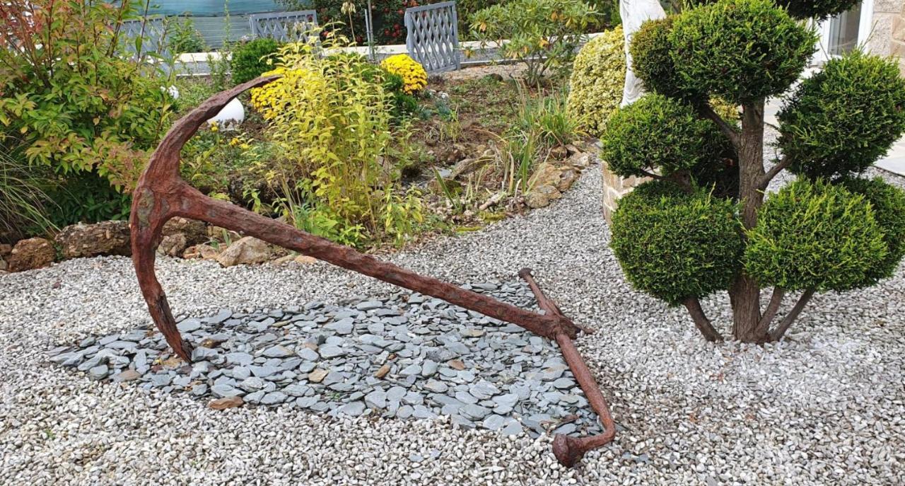 Les Centauris Bed & Breakfast Pleguien Bagian luar foto