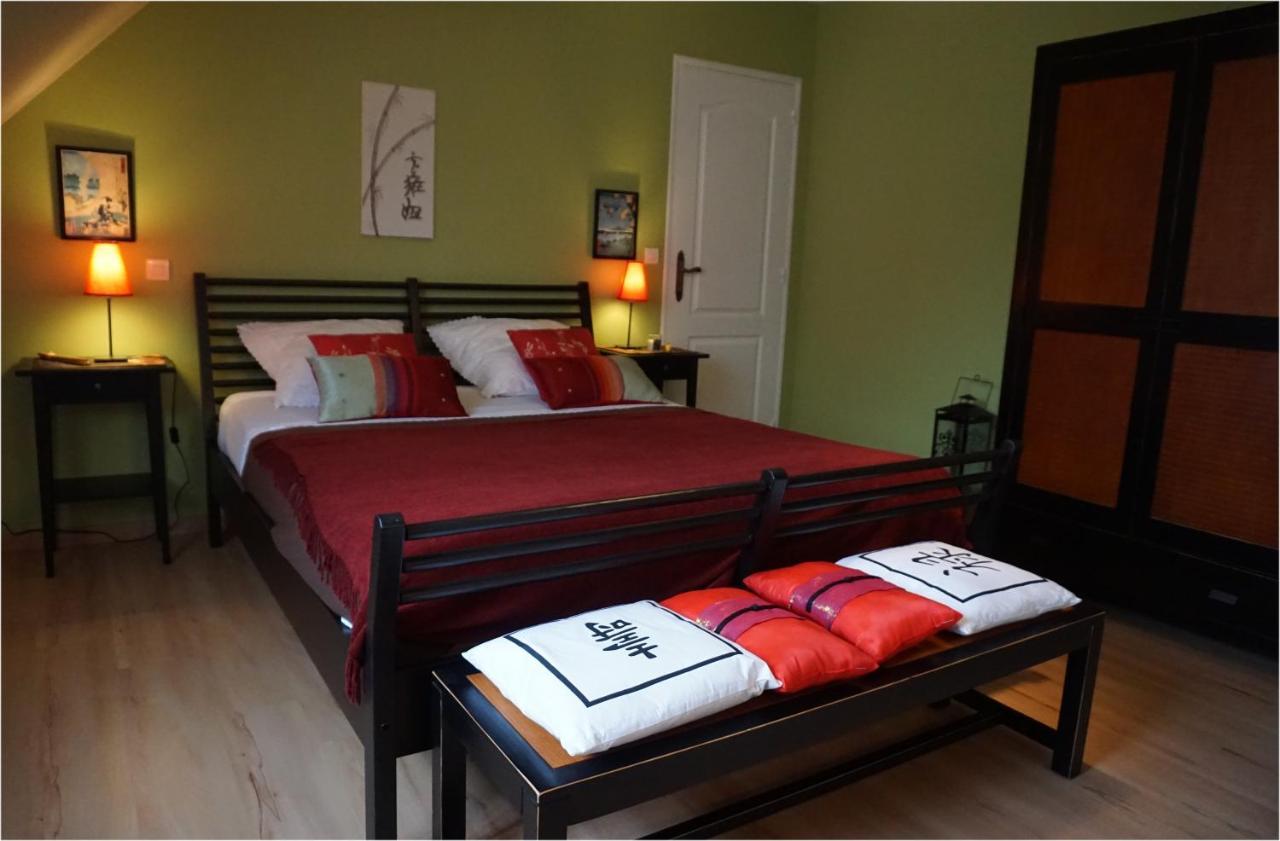 Les Centauris Bed & Breakfast Pleguien Bagian luar foto